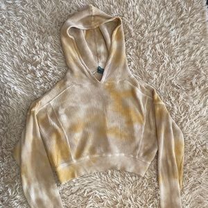 Cropped thin hooded long sleeve
